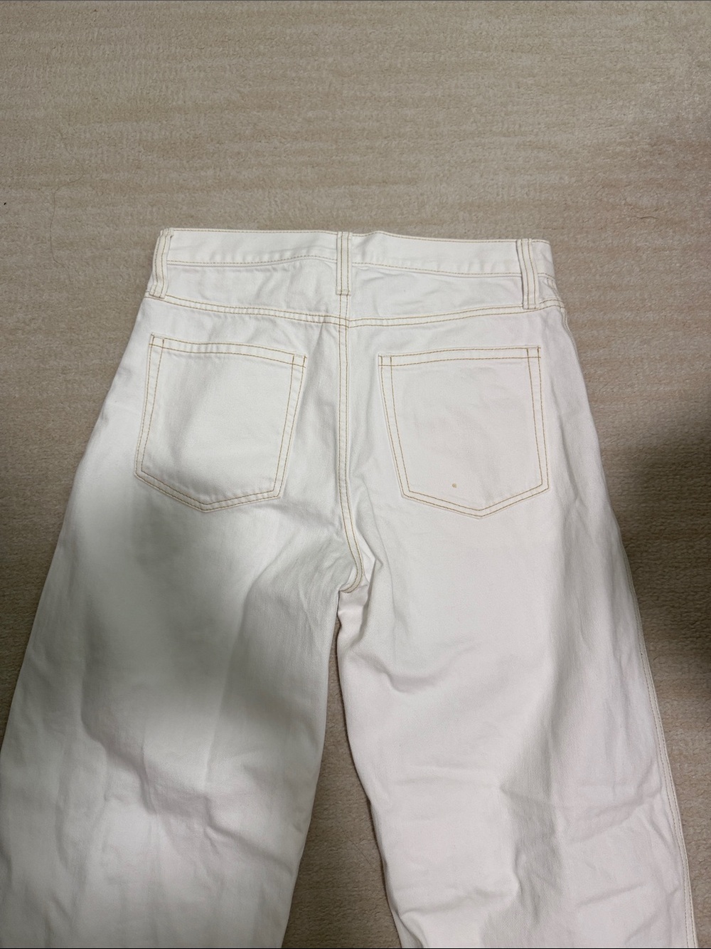 GAP barrel high rise size 27, 4r white jeans - Picture 7 of 7